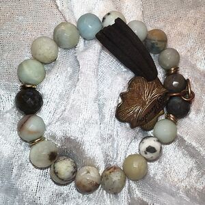 Plunder Faceted Amanzonite Stone Bracelet With Charms